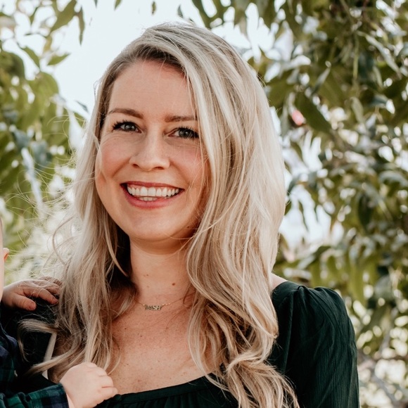 Meet your Posher, Juliette - Picture 1 of 1